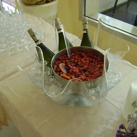 Antonella Hotel 3*