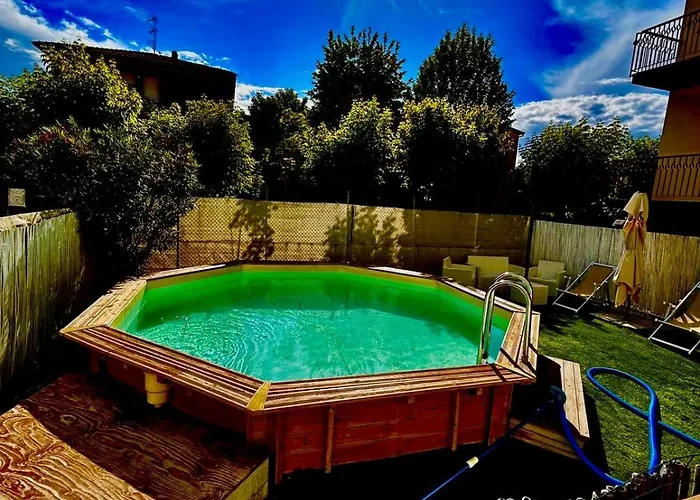 Antonella فندق ميكيلي