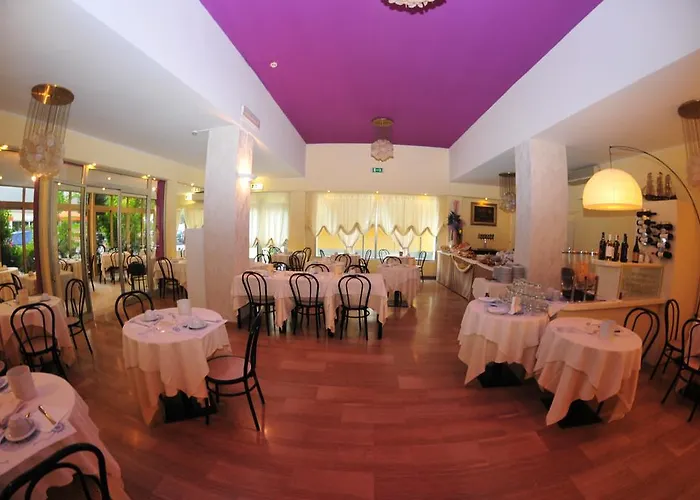 Antonella Hotel 3*