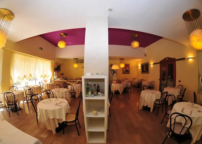 Antonella Hotel 3*